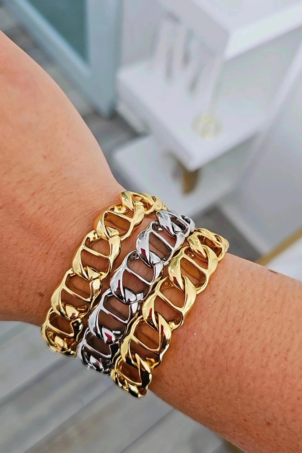 VENECIA BRACELETS