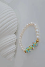 Load image into Gallery viewer, PEARLS BRACELET
