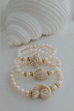 Load image into Gallery viewer, MAKAHA PEARLS BRACELETS
